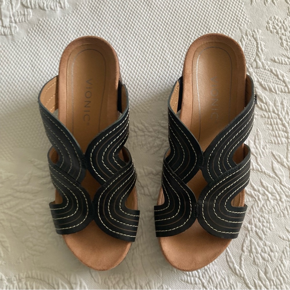 Vionic Malorie Raffia Natural Wedge Platform Sand… - image 2